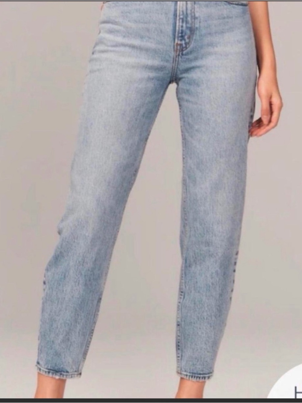 Abercrombie Women’s High-Rise Light Wash Straight Jeans